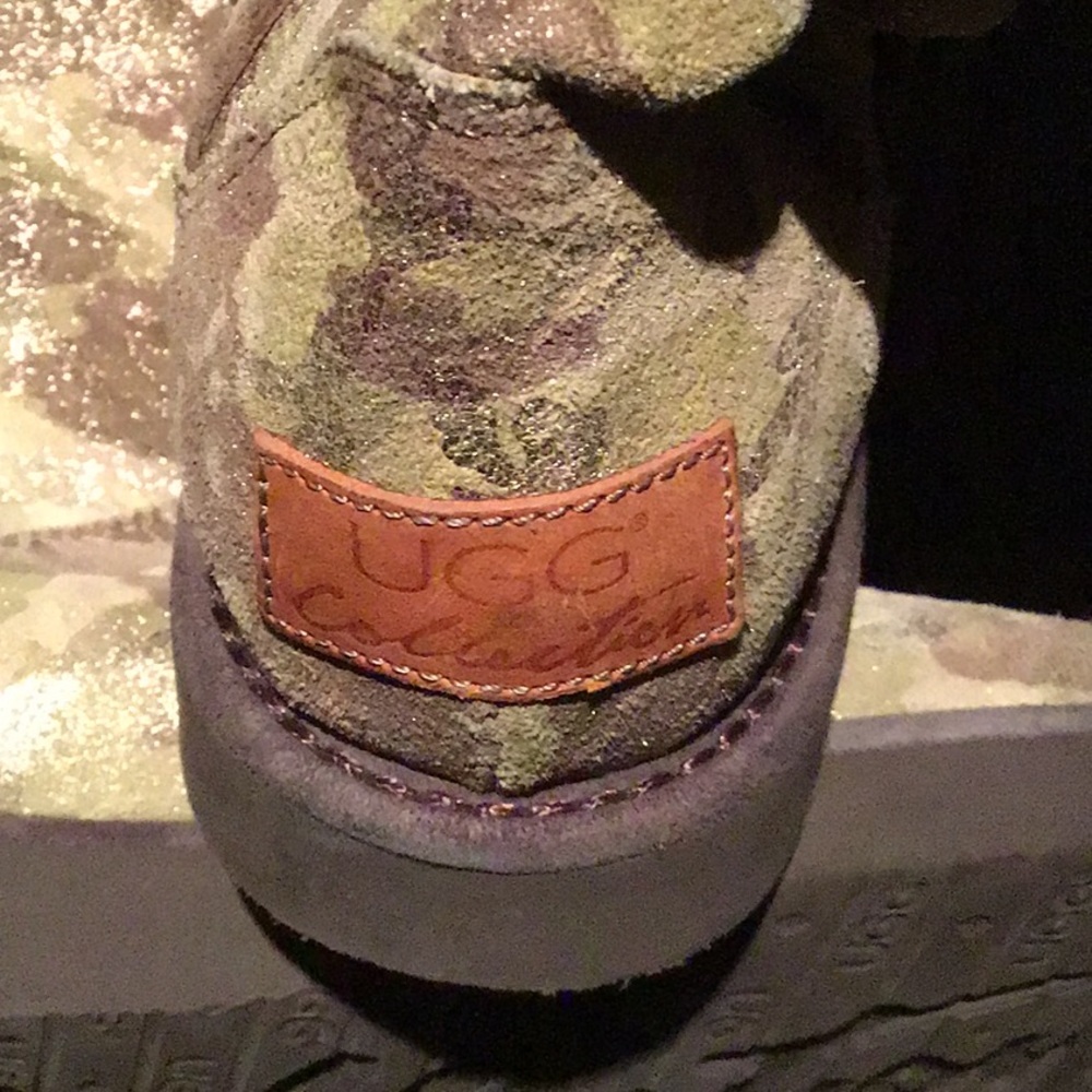 Ugg Collection🔥🔥 - Picture 2 of 4